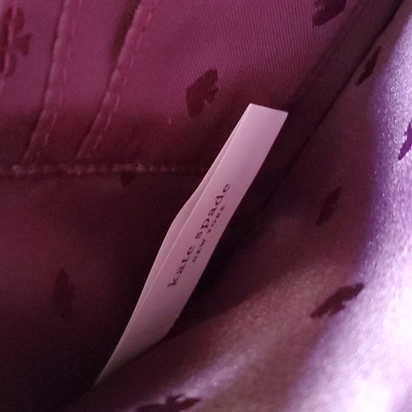 ♠️KATE SPADE♠️ leather zip wristlet - Picture 7 of 11